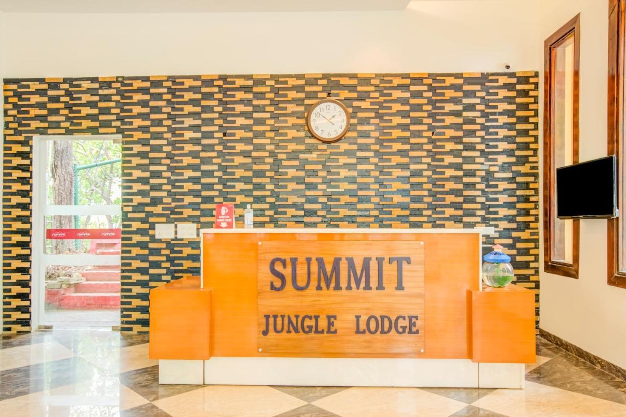 Summit Jungle Resort Lansdowne Exterior photo